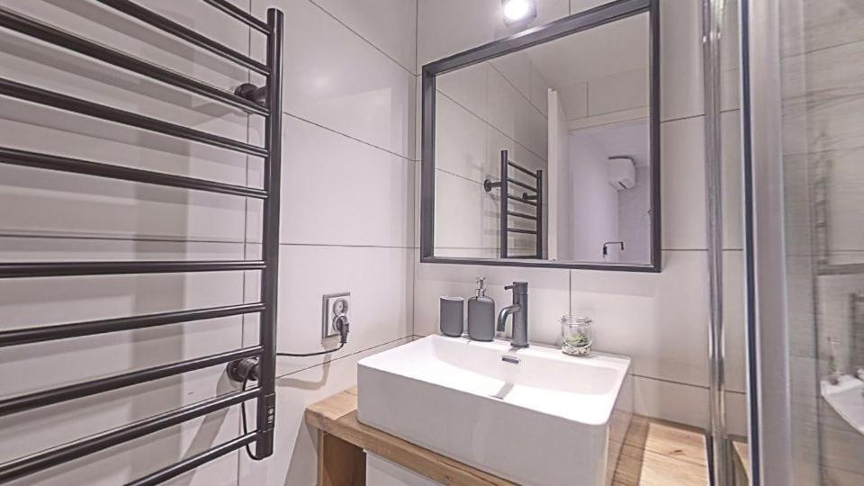 Meszes Apartman Kalocsa Buitenkant foto