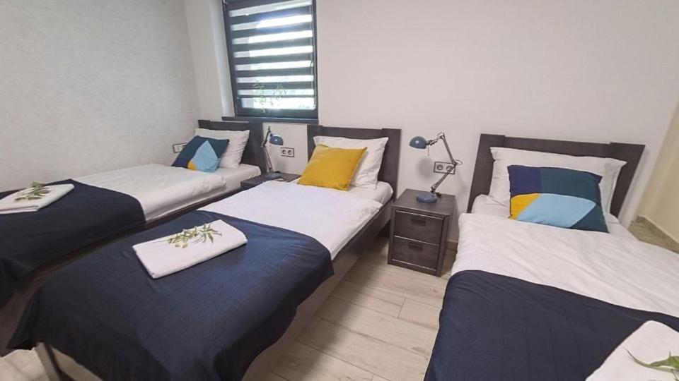 Meszes Apartman Kalocsa Buitenkant foto
