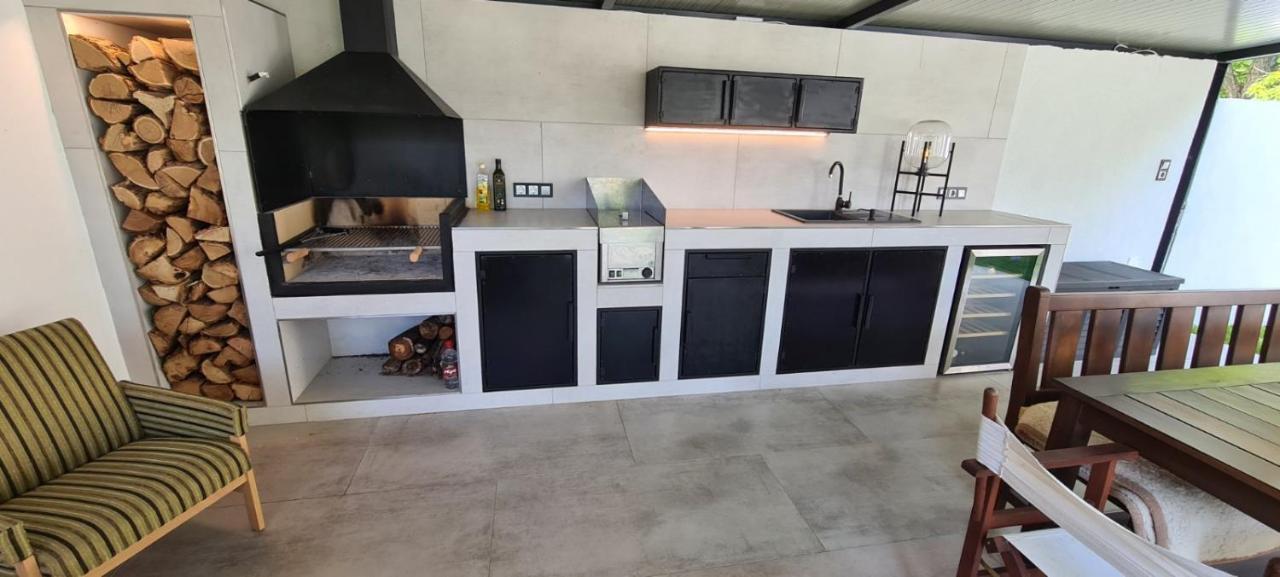 Meszes Apartman Kalocsa Buitenkant foto