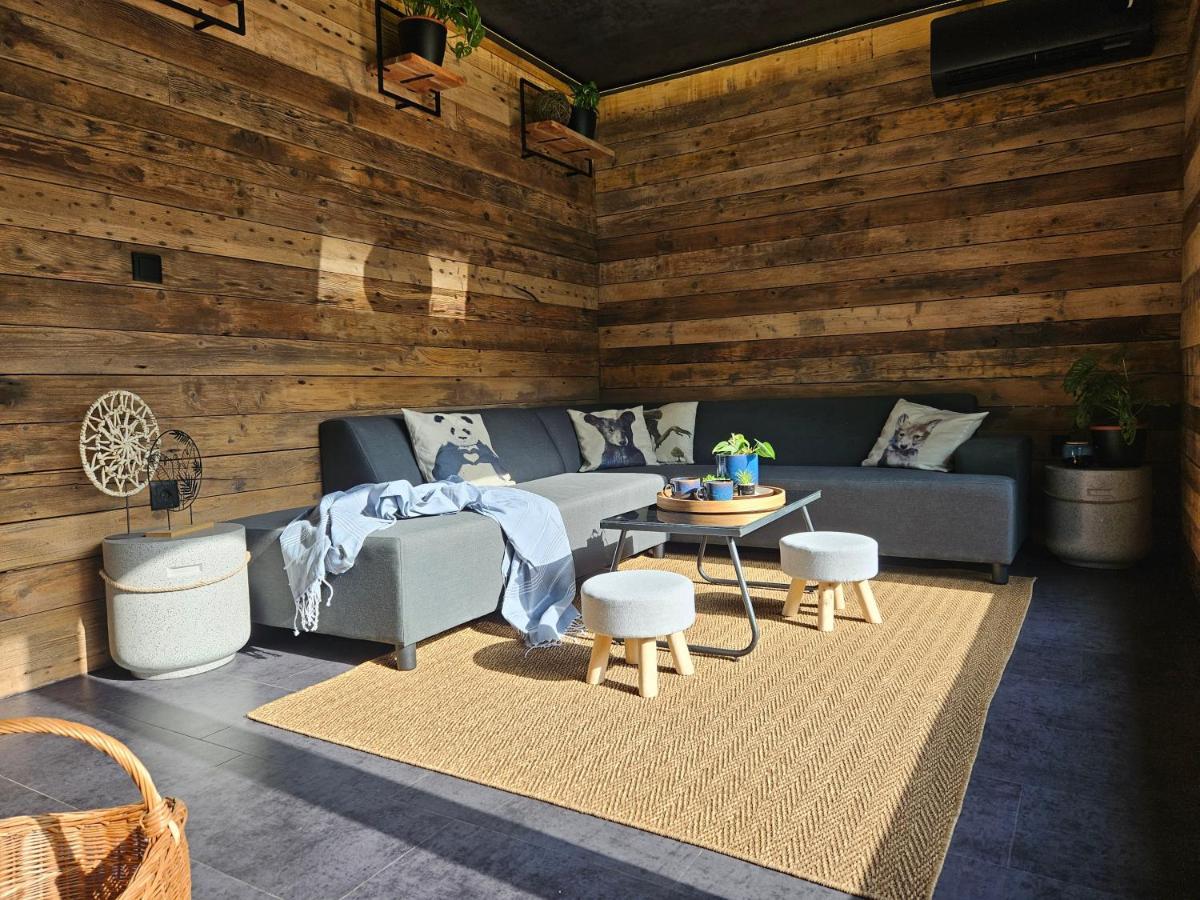 Meszes Apartman Kalocsa Buitenkant foto