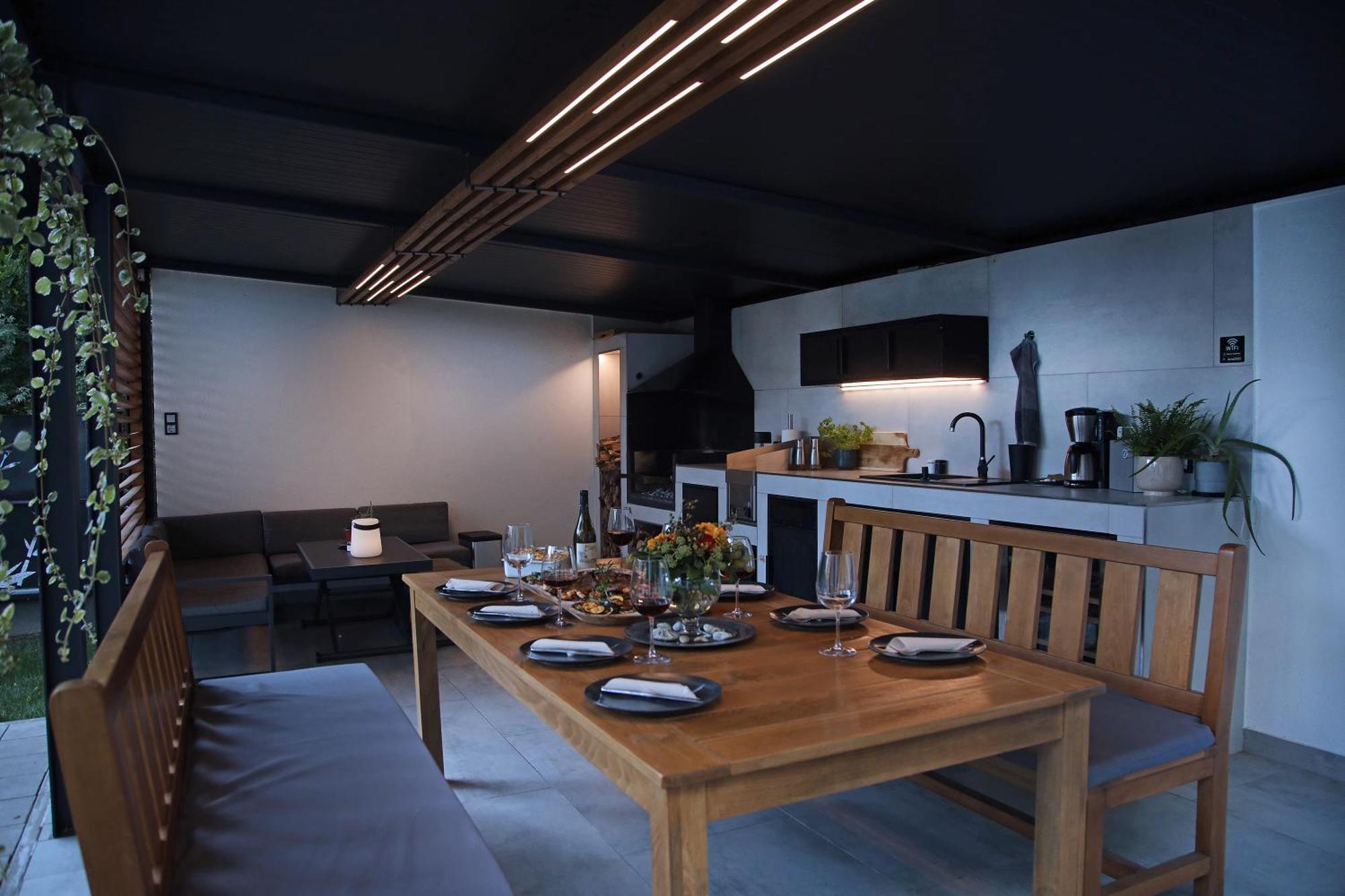Meszes Apartman Kalocsa Buitenkant foto